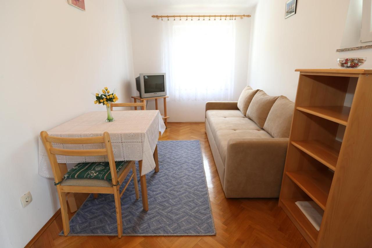 Apartments Nada Baška Eksteriør billede